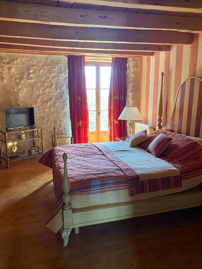 מלון Saint-Victor-de-Morestel Le Domaine De Tizo מראה חיצוני תמונה