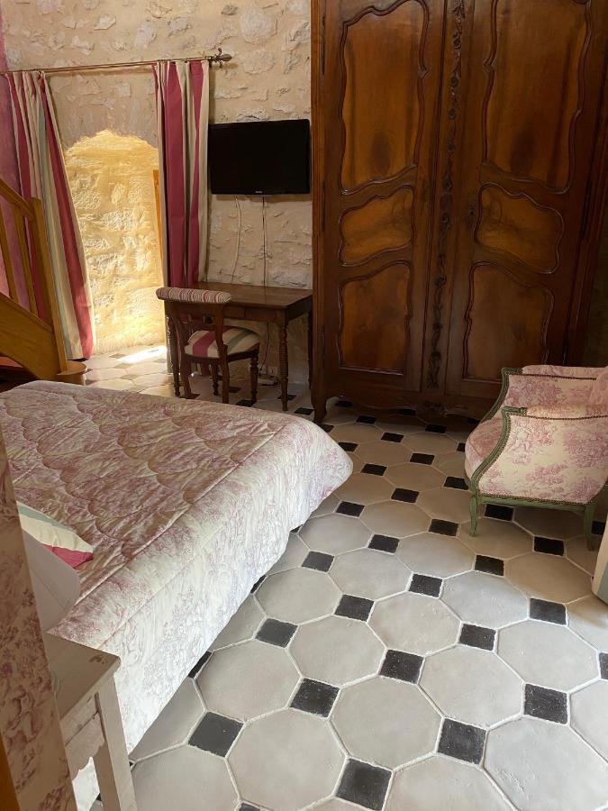 מלון Saint-Victor-de-Morestel Le Domaine De Tizo מראה חיצוני תמונה